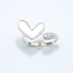 Anillo con Circonia