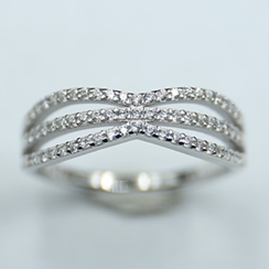 Anillo con Circonia