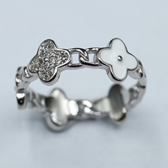 Anillo de Circonia