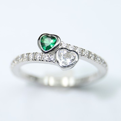 Anillo de Circonia