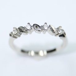 Anillo de Circonia