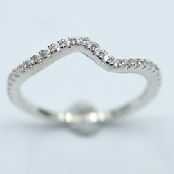 Anillo de Circonia