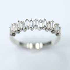 Anillo de Circonia