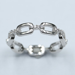 Anillo de Circonia
