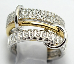 Anillo de Circonia