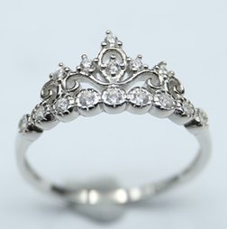 Anillo de Circonia
