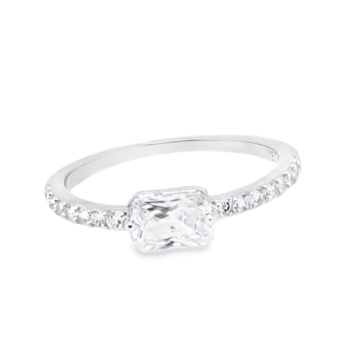 Anillo de Circonia