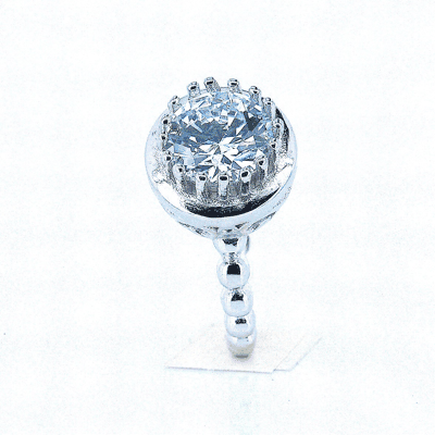 Anillo De Circonia