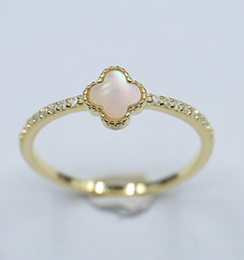 Anillo con Circonia