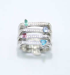 Anillo con Circonia