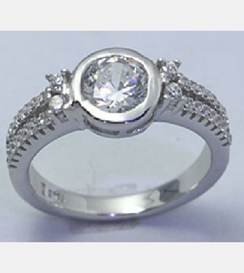 Anillo con Circonia