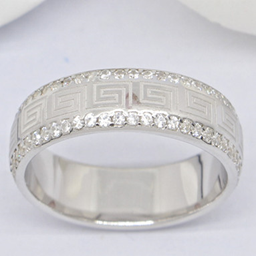 Anillo con Circonia