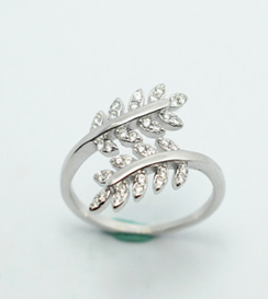 Anillo con Circonia